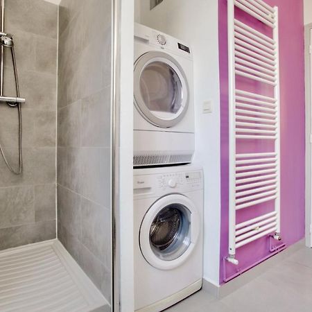 2 Bedrooms Tour Eiffel Rapp Parigi Esterno foto