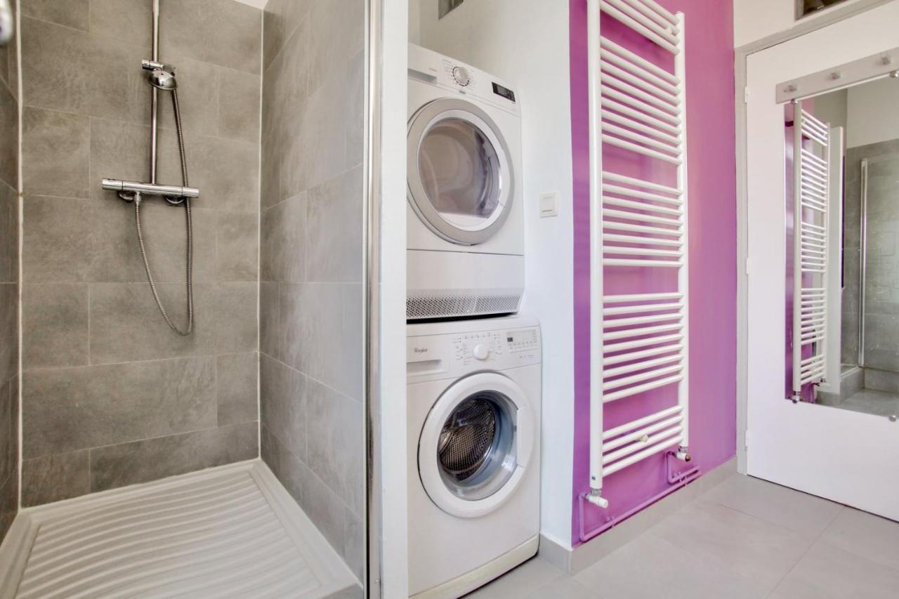 2 Bedrooms Tour Eiffel Rapp Parigi Esterno foto